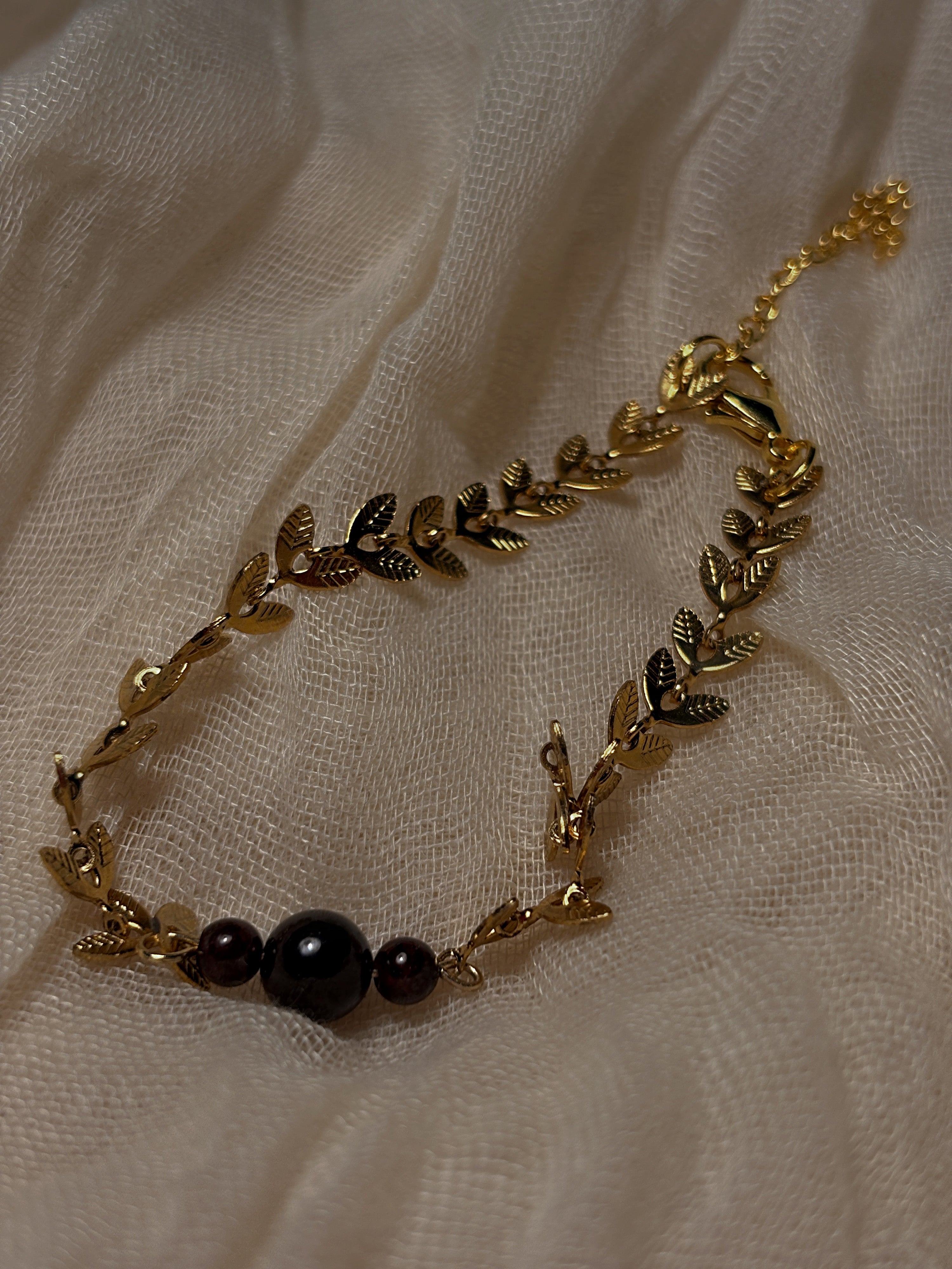 Bracelet victoire grenat