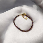 Bracelet baroque en grenat