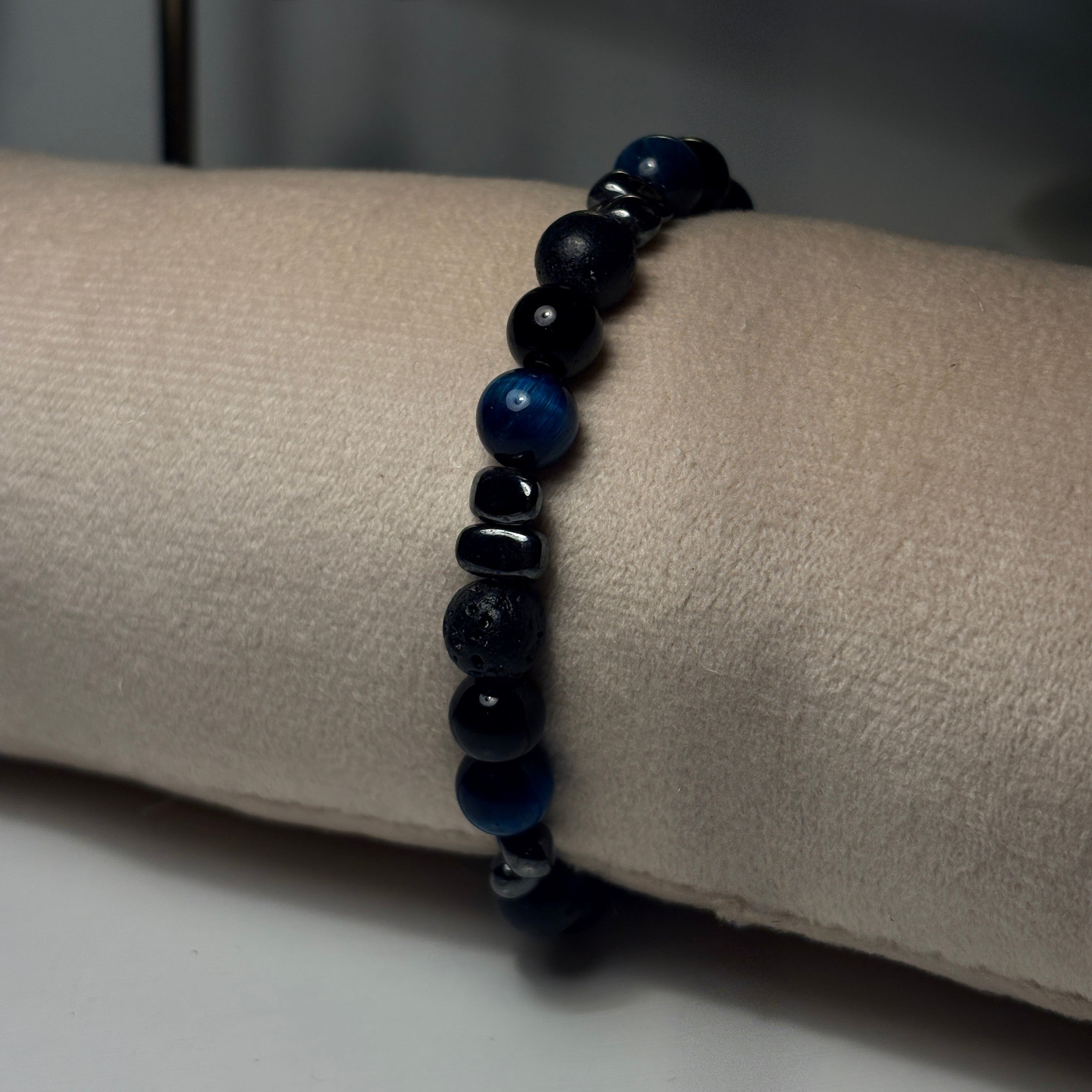 bracelet hematite pierre de lave obsidienne apatite